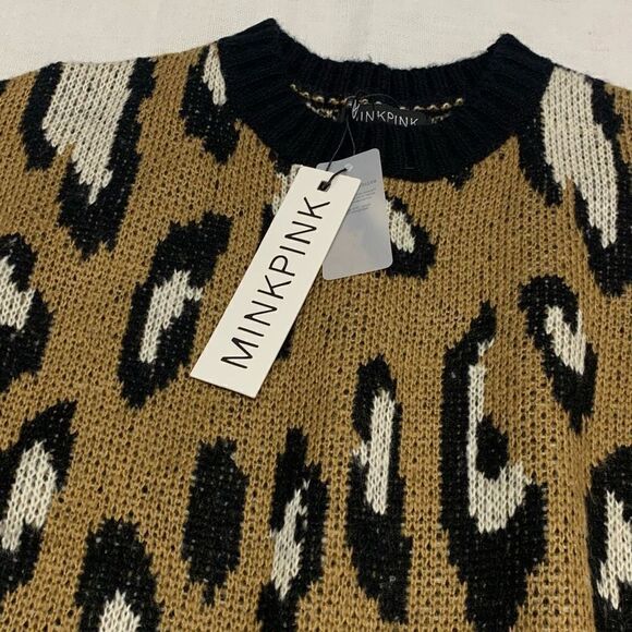 NWT MinkPink Revolve Latifah Intarsia Animal Print Cheetah Sweater Sz XS - Picture 5 of 10